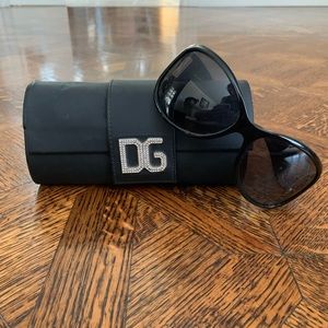 DOLCE & GABBANA sunglasses